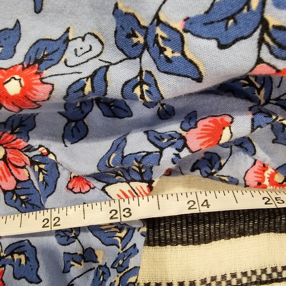 LOFT Women's Floral Print Tie Neck Blouse Top Blue Pink Size L - Picture 4 of 7